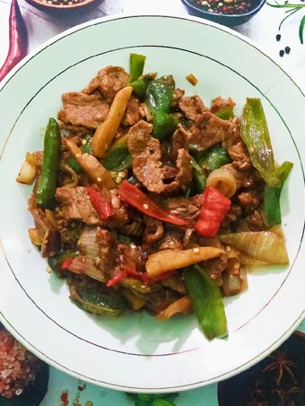 Langkah Mudah untuk Menyiapkan Resep Sapi Lada Hitam Anti Ribet, Menggugah Selera