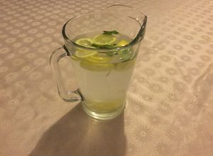 Una foto de Agua fresca saborizada