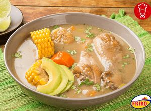 Una foto de Sopa Criolla de Pollo 🥘😋