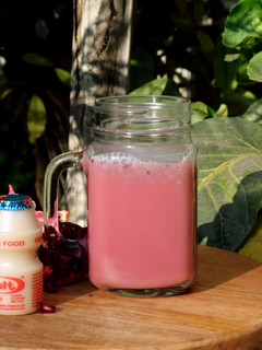 A picture of Probiotic Pomegranate Juice with Yakult.