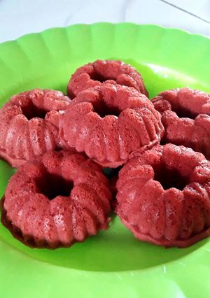 Foto resep Bolu Kukus Buah Naga Merah