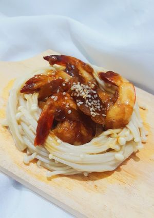 Foto resep Udang Saus Mentega Sangkar Enoki