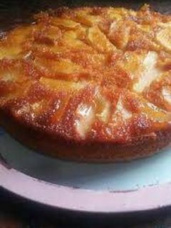 Una foto de Torta de manzana invertida