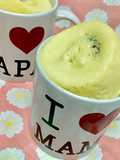 Mug cake de leche condensada y chispitas de chocolate
