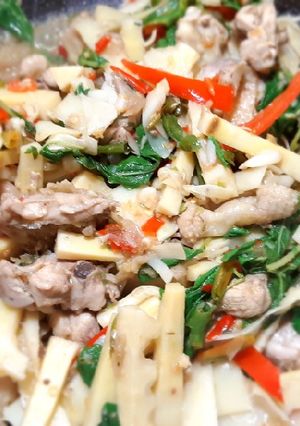 รูปของ ไก่บ้านผัดหน่อไม้