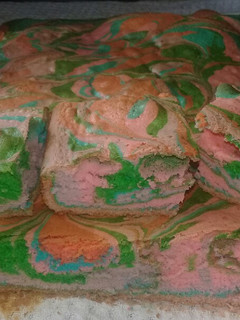 Una foto de Torta de colores!