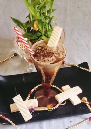 A picture of Cold coffee (chocolate cold coffee).
