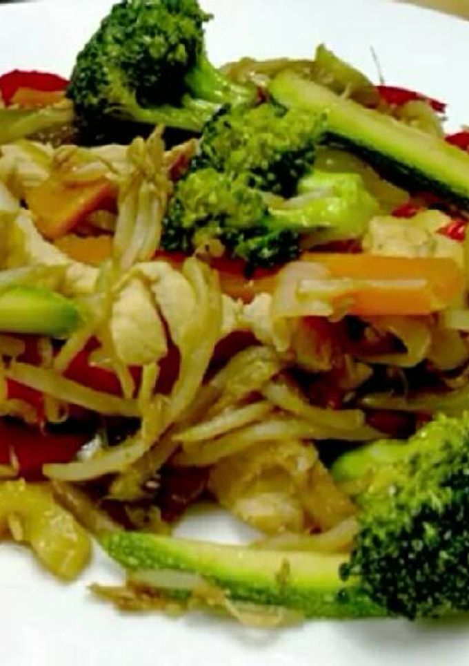 Una foto de Teppanyaki de pollo