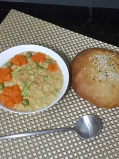 عکسی از دستور سوپ اوتمیل هویج نخود فرنگی کرمی (Creamy Pea Carrot Soup)