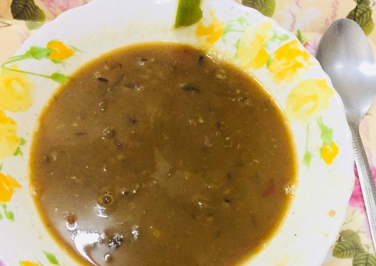 Black eyed beans/pea soup
