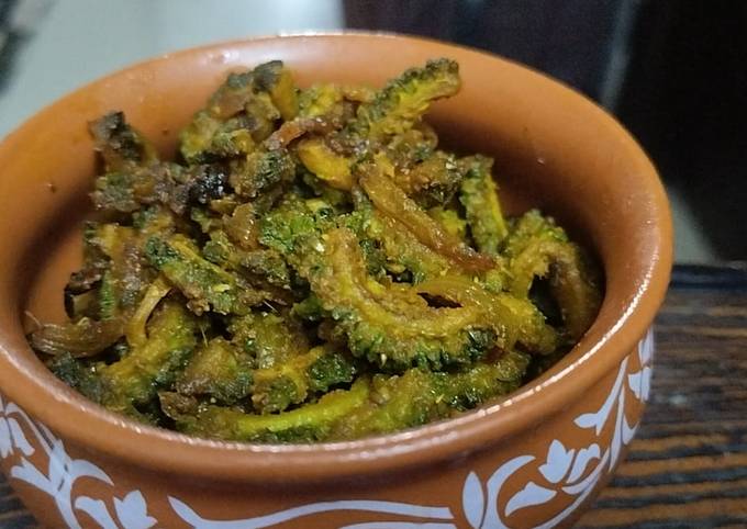 Weightloss Karela ki sabji Recipe by Chef Tripti Saxena Cookpad