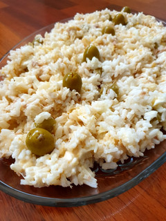 Una foto de Ensalada de arroz para el verano súper rápida