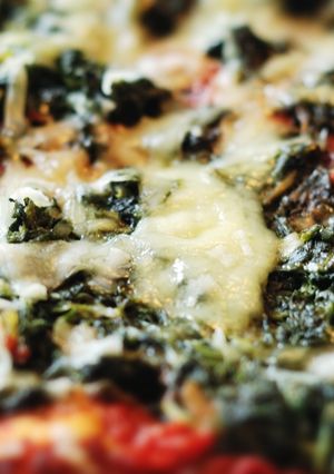 A picture of Whole wheat spinach pizza.