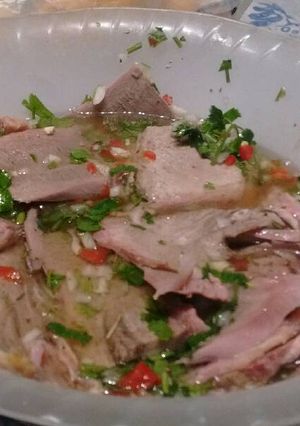 Una foto de Lengua a la vinagreta