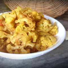 Cauliflower with Dry Prawns A picture of Cauliflower with Dry Prawns.
