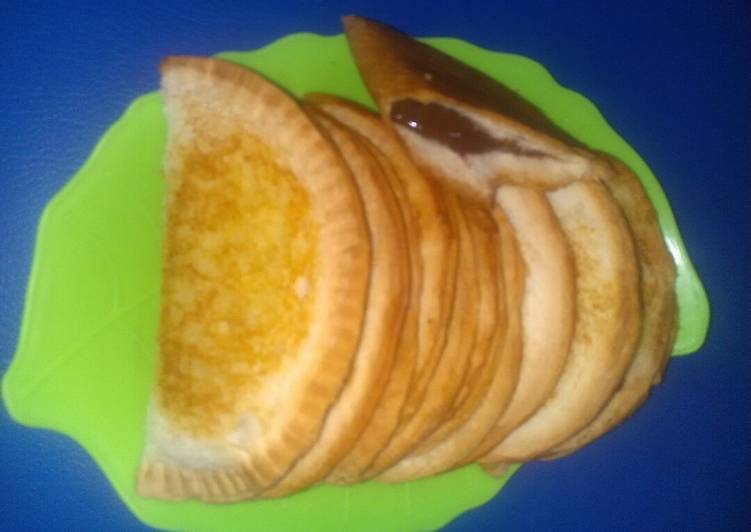 Roti Tawar isi fla toracafe capuccino