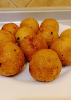 Virslivel töltött krumpli golyó recept fotója