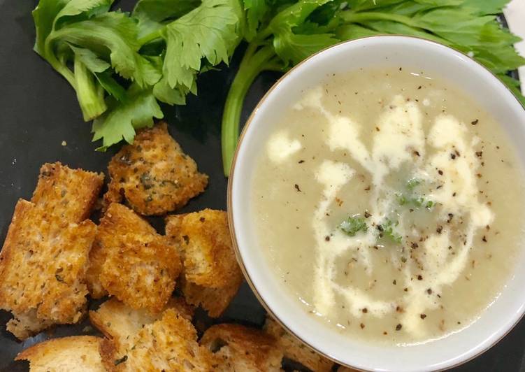Simple Way to Make Favorite Leek and Potato Soup