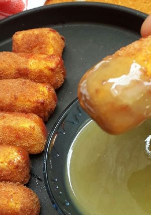 A picture of Paneer Fingers.