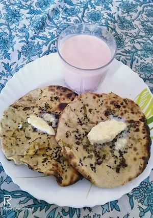 A picture of Tandoori Allu pyaz paratha.