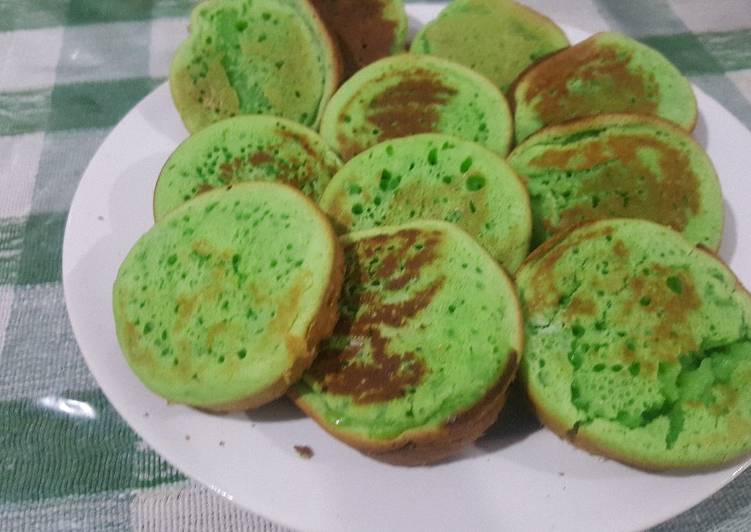 Bika Ambon lembut,enak, dan bersarang hemat telur