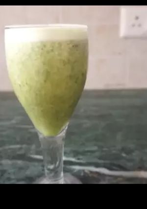 A picture of Pineapple mint mocktail.