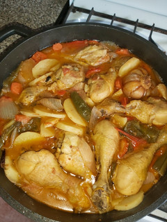 Una foto de Muslos de pollo rustido a mi manera