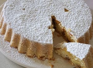 Una foto de Tarta de ricota con dulce de leche