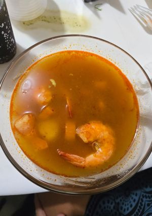 Una foto de Caldo de camarón