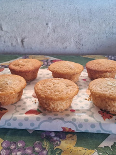 Una foto de Muffins cítrico con manzana