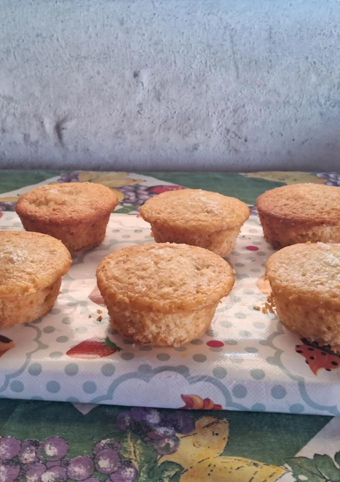 Una foto de Muffins cítrico con manzana