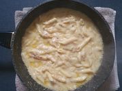 A picture of sauce cheddar cheese