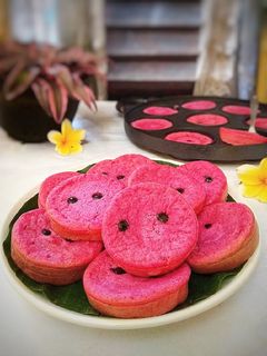 Foto resep Pukis Buah Naga Gluten Free