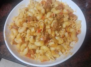 Una foto de Pasta con ragú de hamburguesa