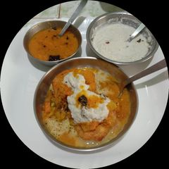 A picture of Vada Sambar.