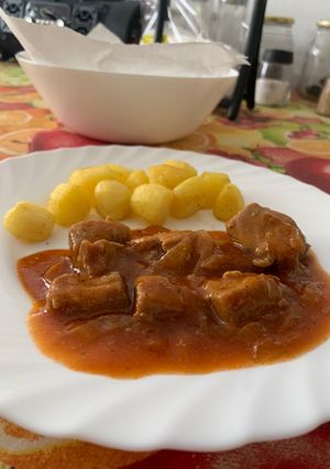 Foto principal de Atún con tomate y patatas