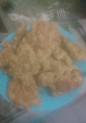 Una foto de Torrejitas de salchichas y fideos