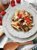 CANNEROZZI con zucchine pomodorini tonno e basilico