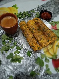 મેથી ના ઢેબરા (Methi Dhebra Recipe In Gujarati) રેસીપી મુખ્ય ફોટો