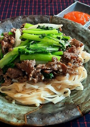 Hình của món Phở xào.