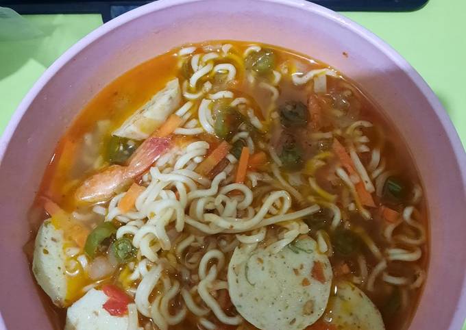 Anti Ribet, Buat Indomie Kuah Pedas Yang Mudah
