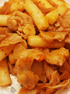泡菜豬肉炒年糕 的食譜成品照片