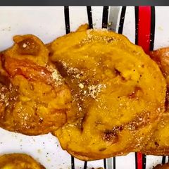A picture of Tomato fritters.