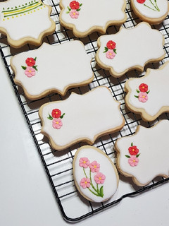 A picture of Basic Royal Icing (No extra Flavour).