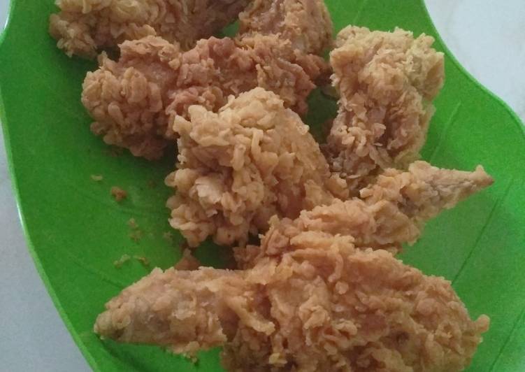 Langkah Mudah untuk Menyiapkan Krispy fried chicken (ayam kribo), Menggugah Selera