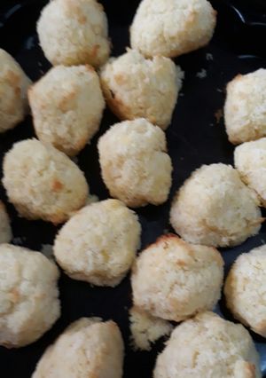 Una foto de Cocadas rápidas y fáciles para que cocinen los niños de la casa!