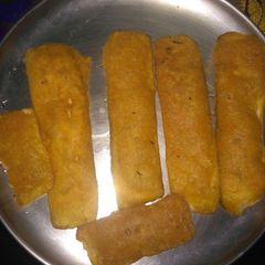 A picture of Raw banana bajji.