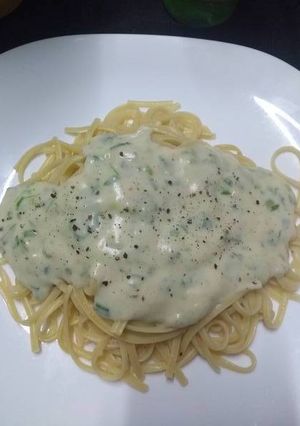 Una foto de Salsa blanca al verdeo