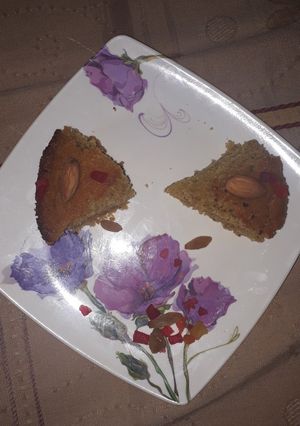 A picture of Semolina cooker cake.