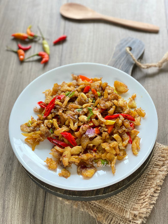 Anti Ribet, Buat Oseng ayam suwir pedas Bunda Pasti Bisa